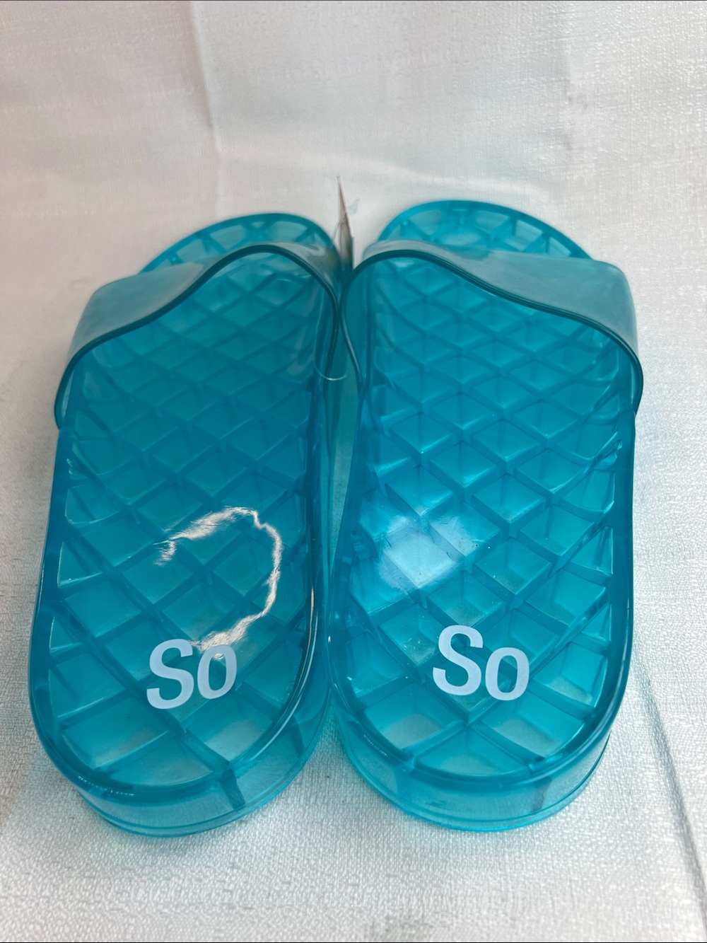 So, water, friendly flip-flops - Picture 4 of 5